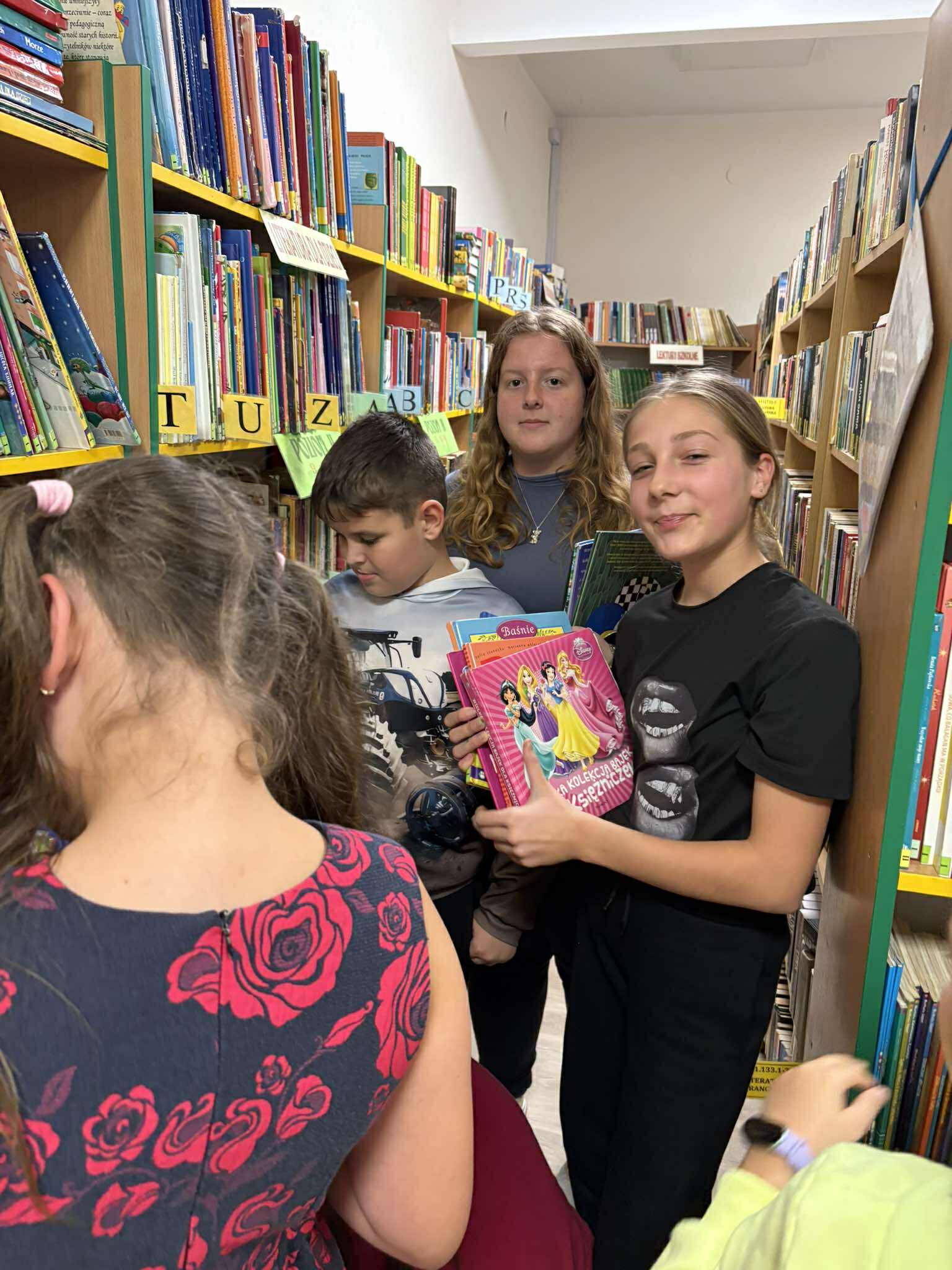 Klub Młodzieżowy: Zajęcia Biblioteczne