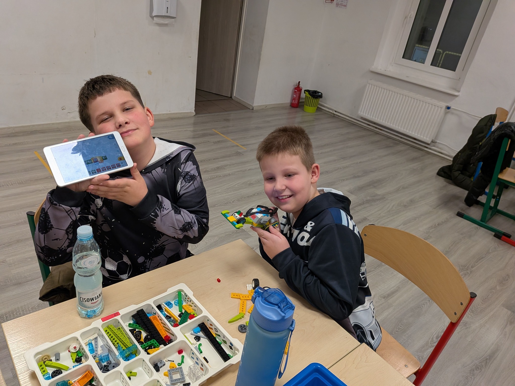 Klub Młodzieżowy: Robotyka